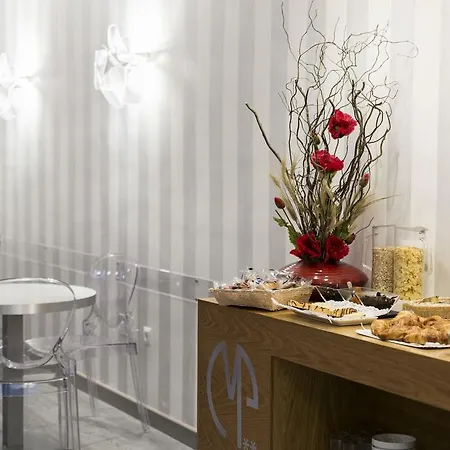 Hotel Mena Plaza 3*