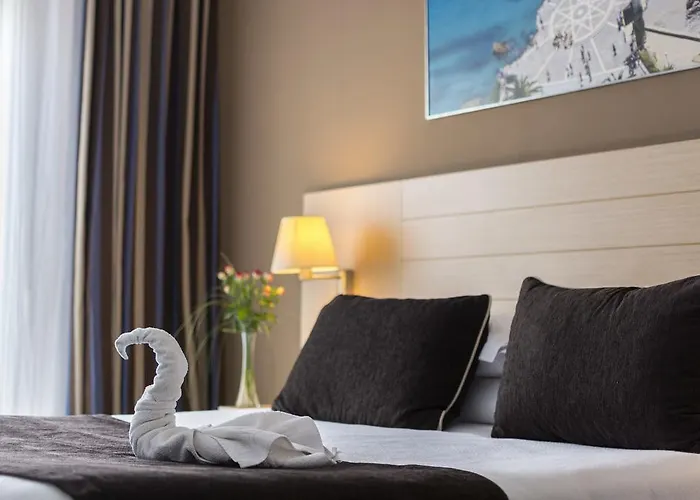 Szálloda Mena Plaza