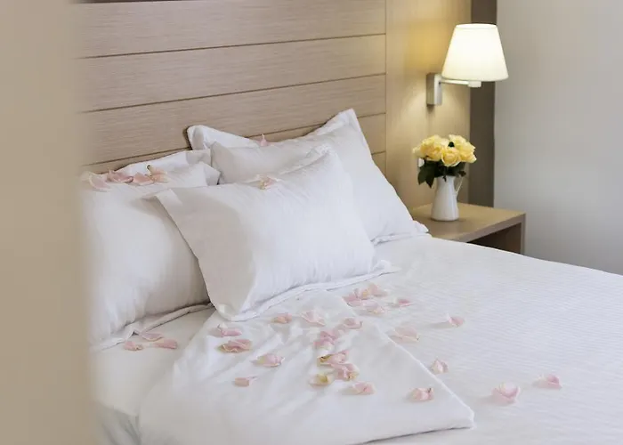 Szálloda Mena Plaza 3*