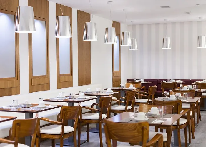 Szálloda Mena Plaza