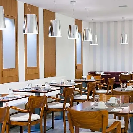 מלון Mena Plaza נרחה