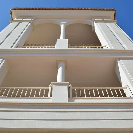 Hotel Mena Plaza 3*