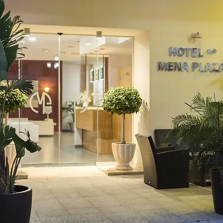 Hotel Mena Plaza 3*