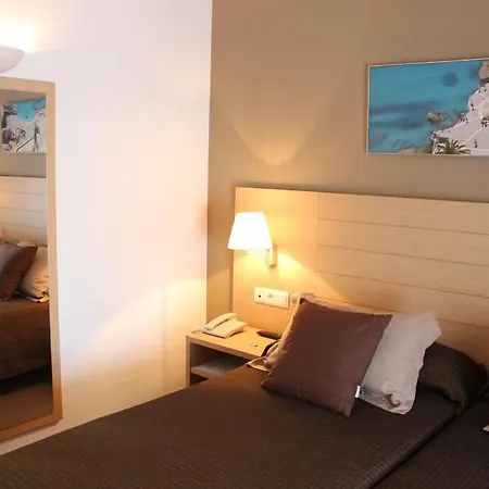 Hotel Mena Plaza 2*