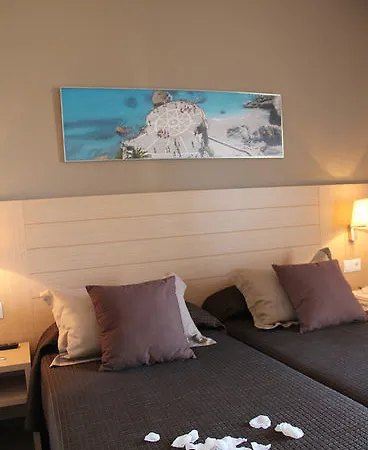 Mena Plaza Hotel 2*